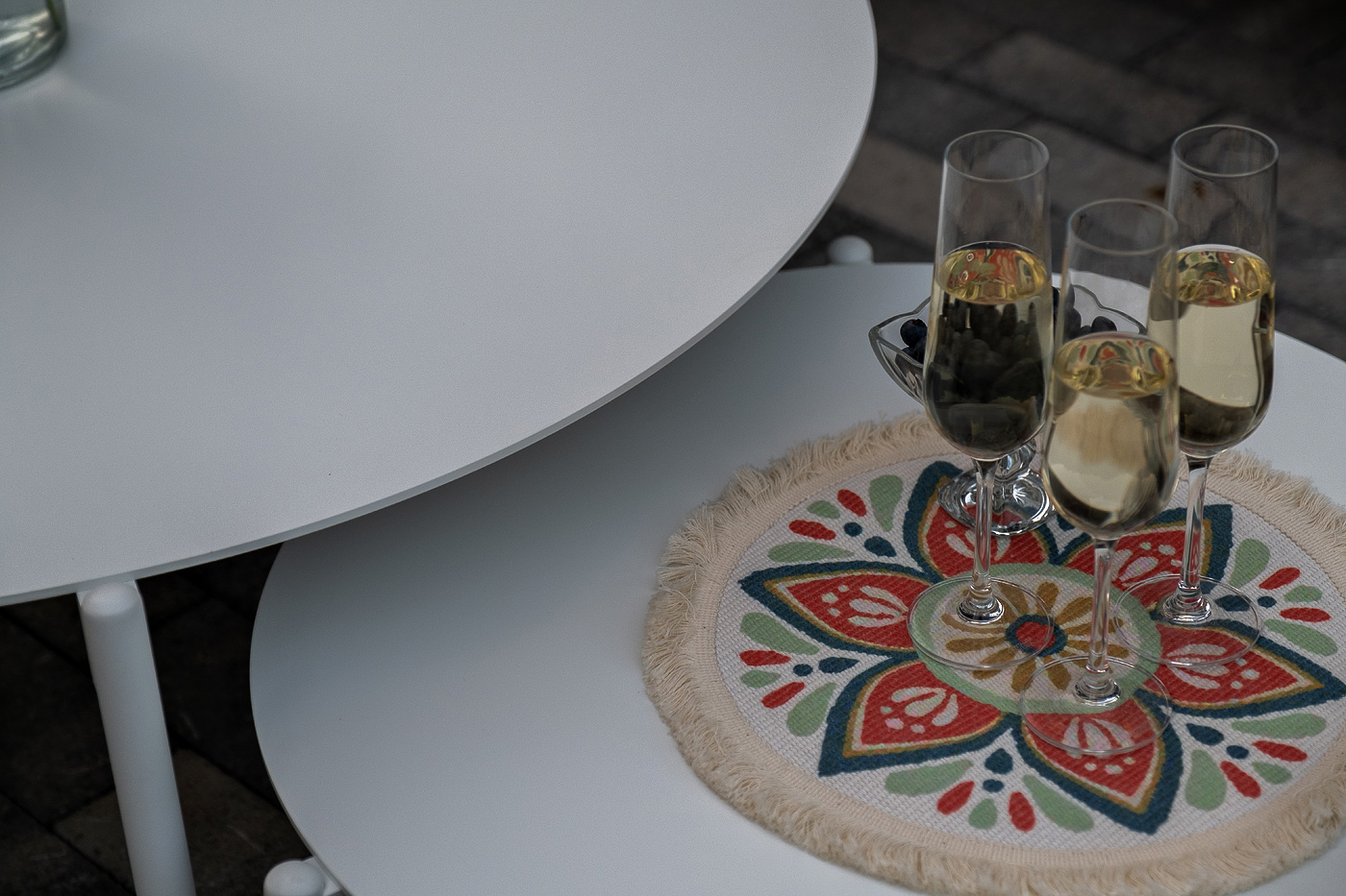 фото "тоскана" лаунж-зона из искусственного ротанга, цвет соломенный (к)