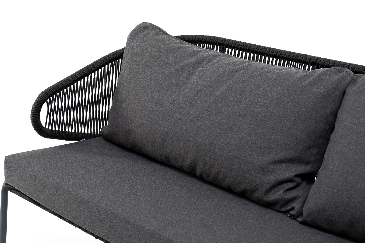 фото "милан" диван 3-местный плетеный из роупа, каркас алюминий темно-серый (ral7024) муар, роуп темно-серый круглый, ткань темно-серая 027