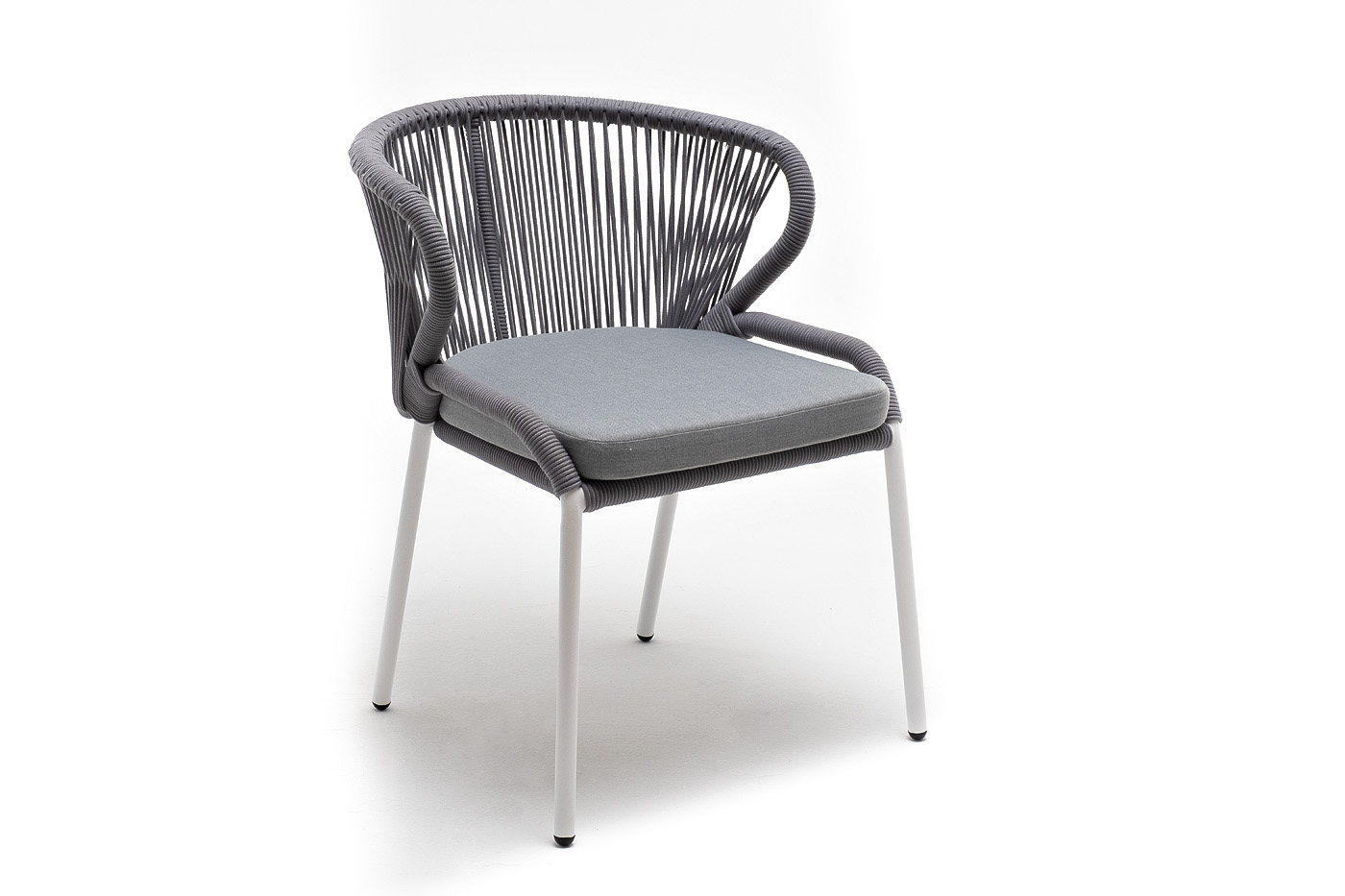 фото "милан" стул плетеный из роупа, каркас алюминий белый муар, роуп светло-серый круглый, ткань светло-серая