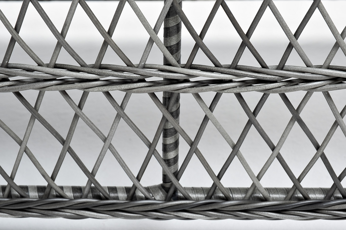 фото "гранд латте" стол журнальный из искусственного ротанга, цвет графит