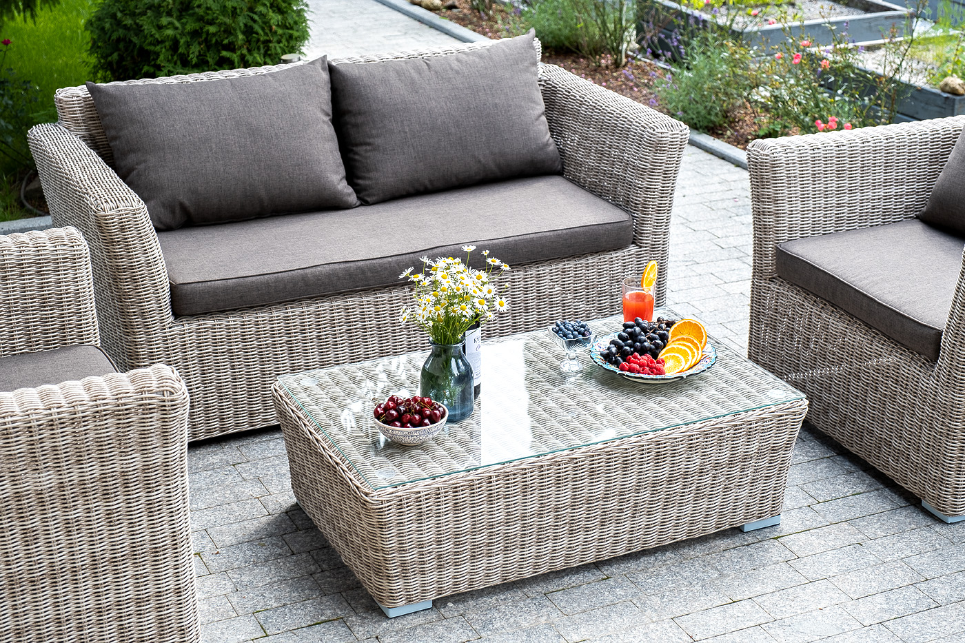 фото "капучино" журнальный столик из искусственного ротанга, цвет бежевый