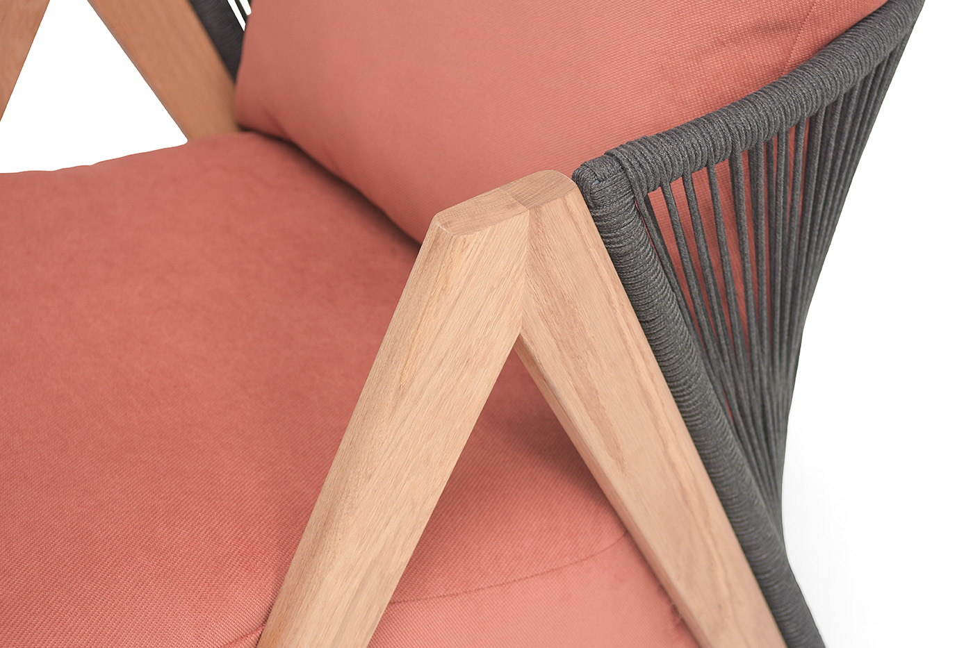 фото кресло лаунж в соответствии с проектом, индивидуального изготовления