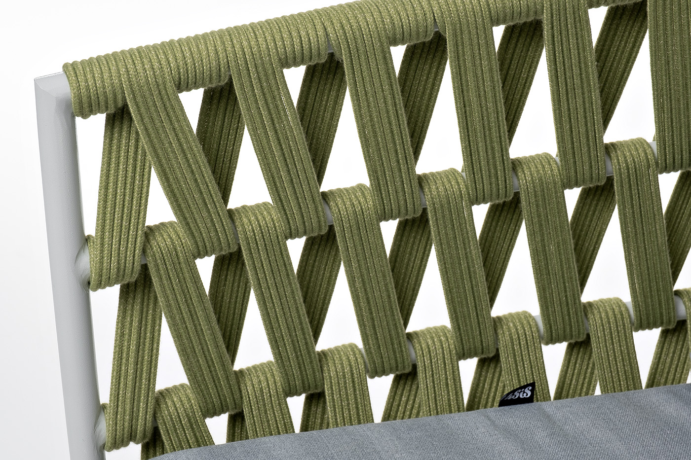 фото "диего" кресло плетеное из роупа, каркас алюминий светло-серый (ral7035) муар, роуп салатовый меланж круглый, ткань светло-серая