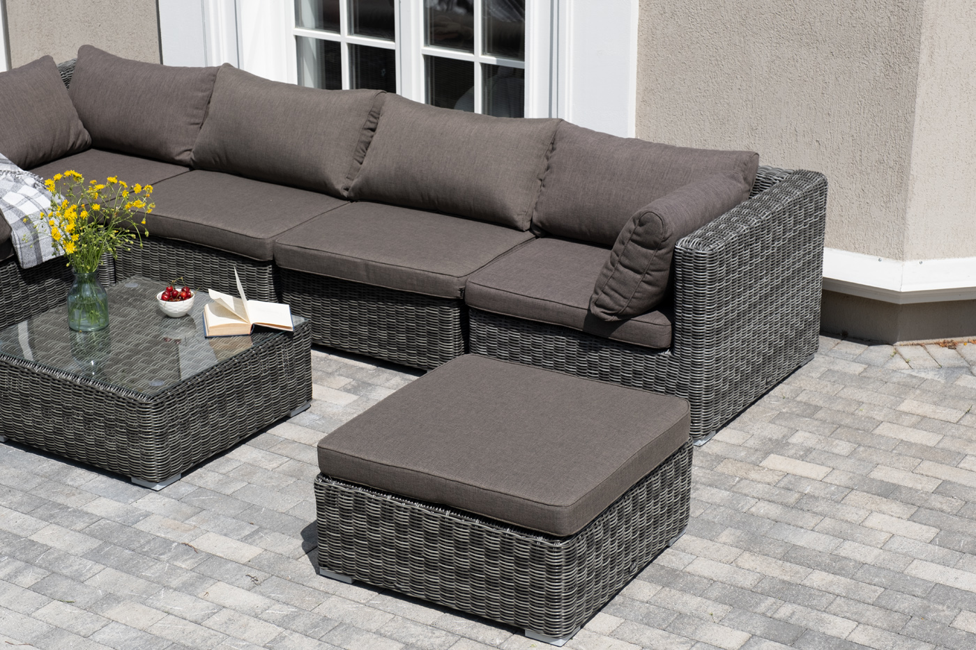 фото "лунго" трансформирующаяся лаунж-зона из искусственного ротанга, цвет графит