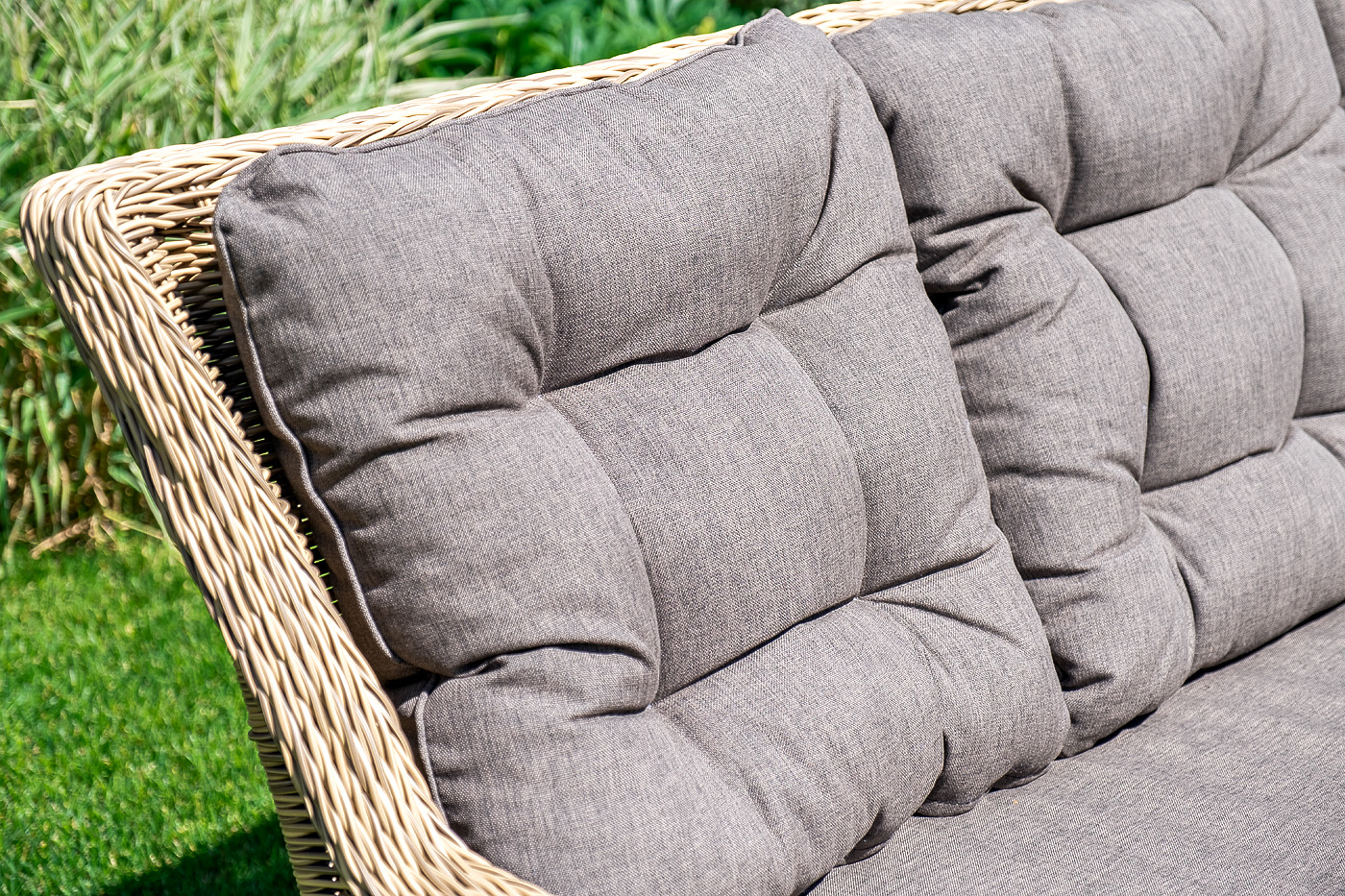 фото "базелла" обеденная группа из искусственного ротанга, цвет соломенный