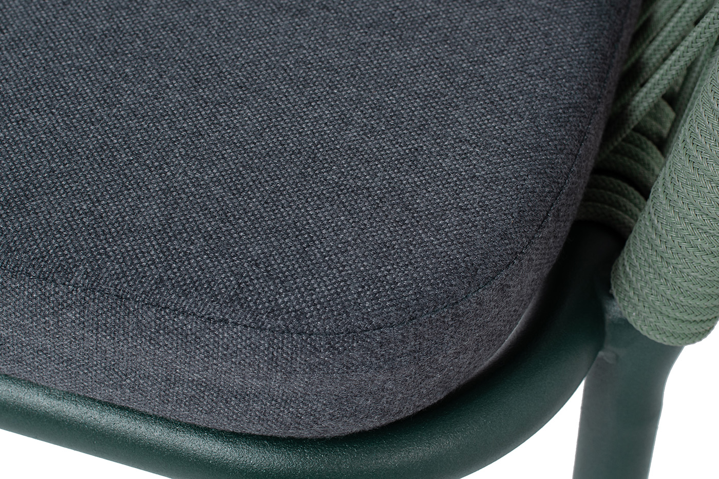 "Марсель" стул плетеный из роупа, каркас алюминий RAL6036 муар, роуп зеленый (4204) круглый tex, ткань темно-серая 027 фото "марсель" стул плетеный из роупа, каркас алюминий ral6036 муар, роуп зеленый (4204) круглый tex, ткань темно-серая 027