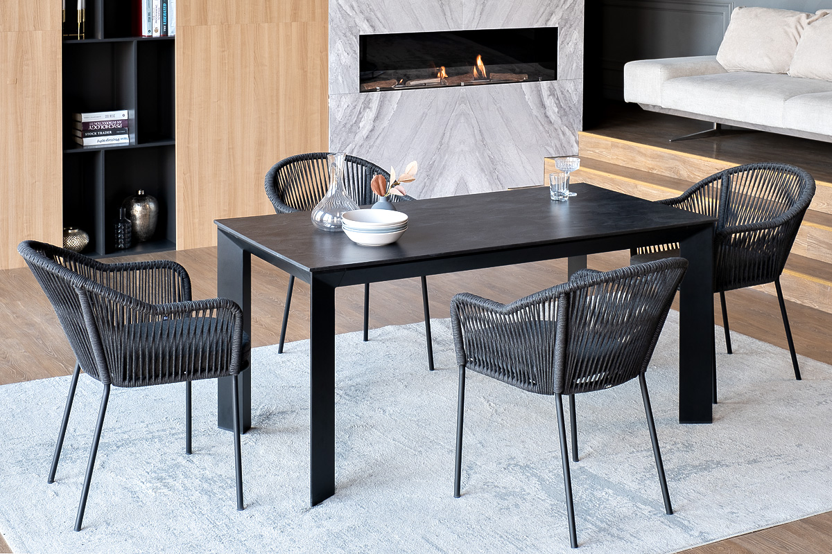 фото "венето" обеденная группа на 4 персоны со стульями "лион", каркас темно-серый, роуп темно-серый