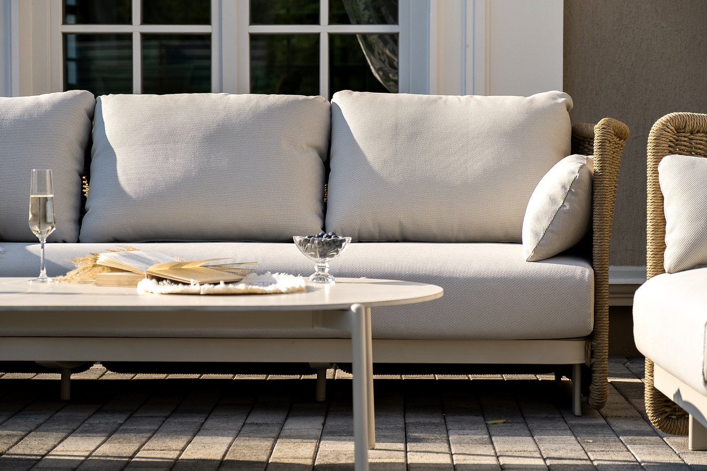 фото "аликанте" лаунж-зона из искусственного ротанга, цвет соломенный (к)