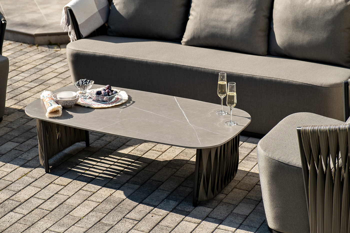 фото "флоренция" лаунж-зона из искусственного ротанга, цвет графит (к)