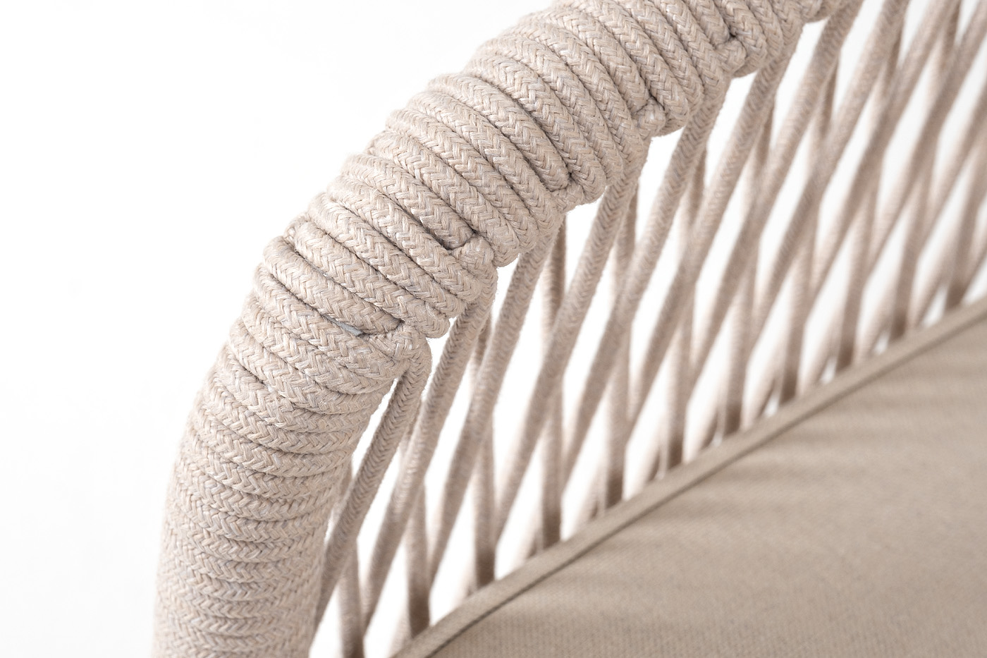 фото "канны" правый модуль плетеный из роупа, основание дуб, роуп бежевый круглый, ткань бежевая 052
