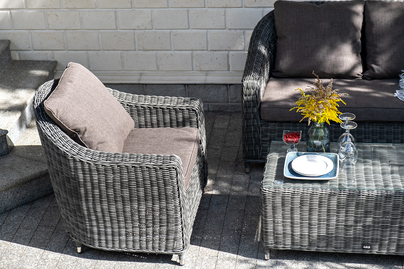 фото "кон панна" кресло из искусственного ротанга, цвет графит