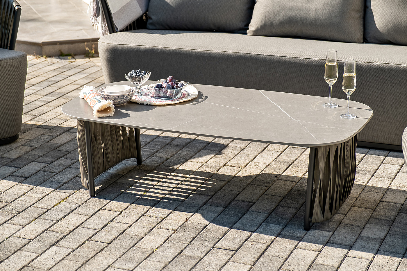 фото "флоренция" лаунж-зона из искусственного ротанга, цвет графит