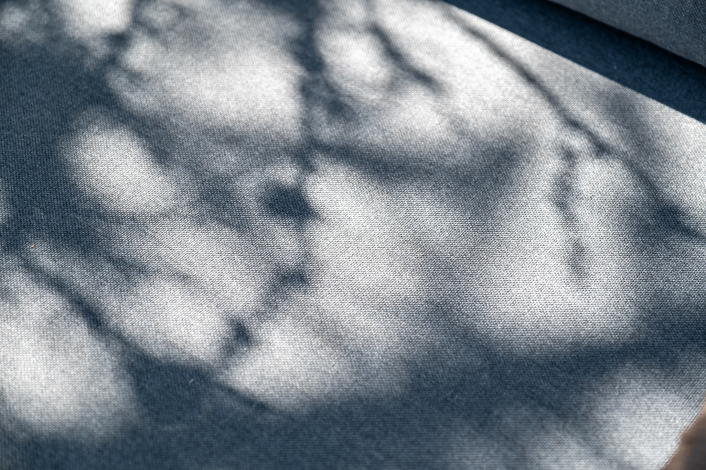 фото "канны" лаунж-зона 4-местная из роупа со столом "верона" (серый гранит), каркас алюминиевый коричневый, роуп коричневый