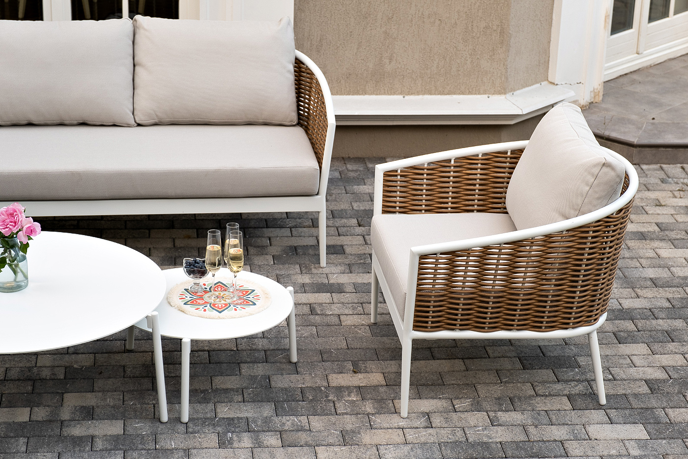 фото "тоскана" лаунж-зона из искусственного ротанга, цвет соломенный (к)