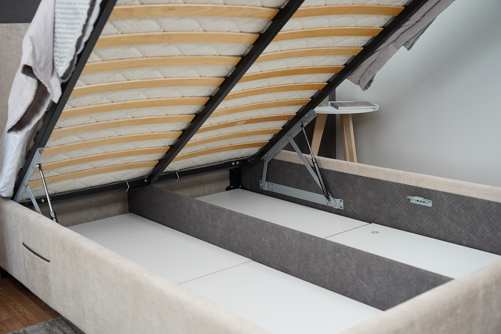 Кровать с подъемным механизмом Венеция