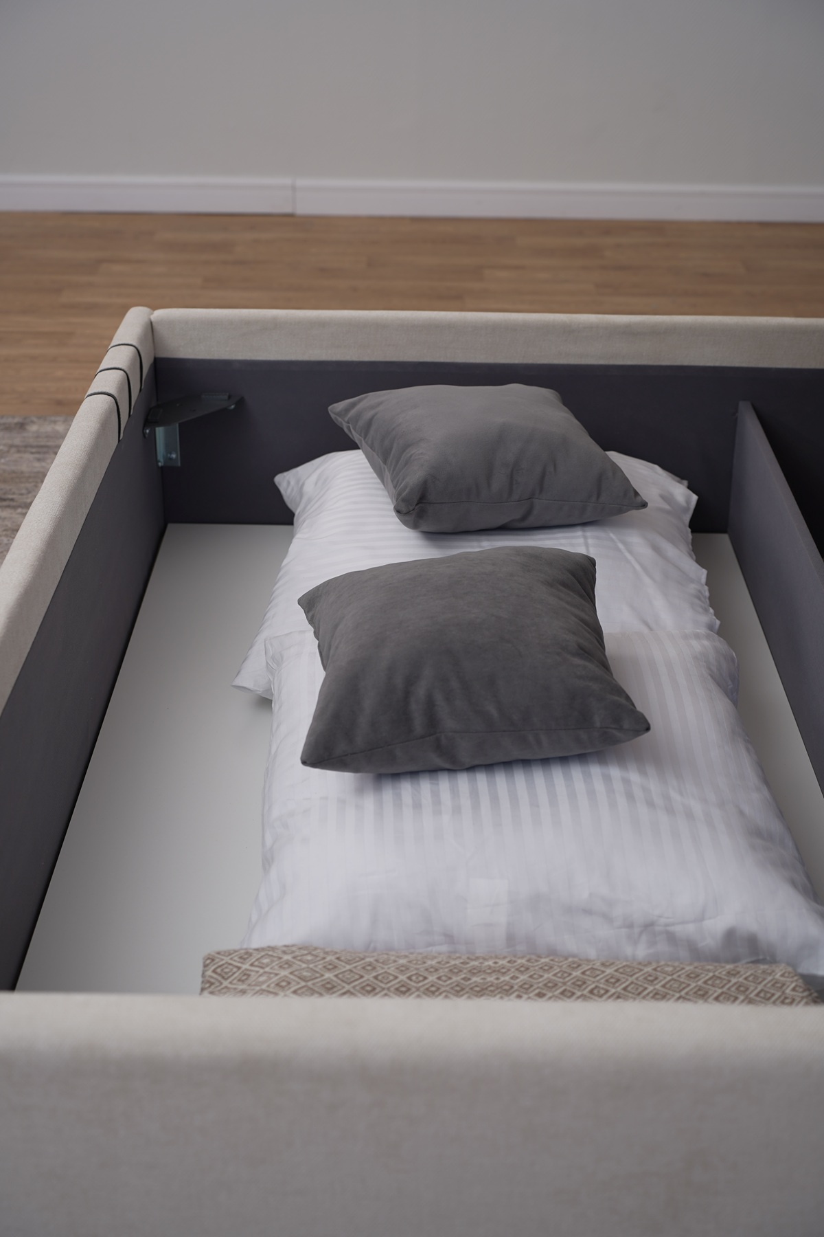 Кровать с подъемным механизмом Леванте 