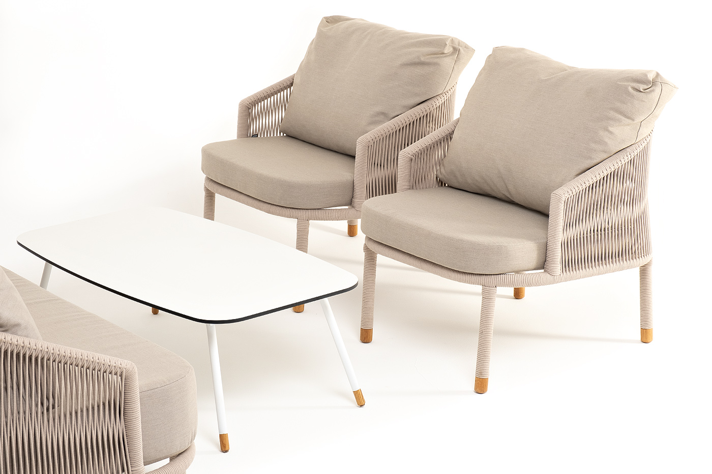 фото "верона" лаунж-зона 5-местная плетеная из роупа (веревки), каркас алюминиевый белый, роуп бежевый