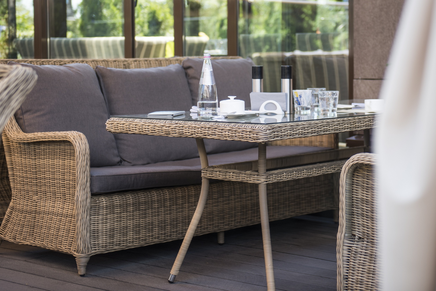 фото "латте" плетеный стол из искусственного ротанга 200х90см, цвет соломенный