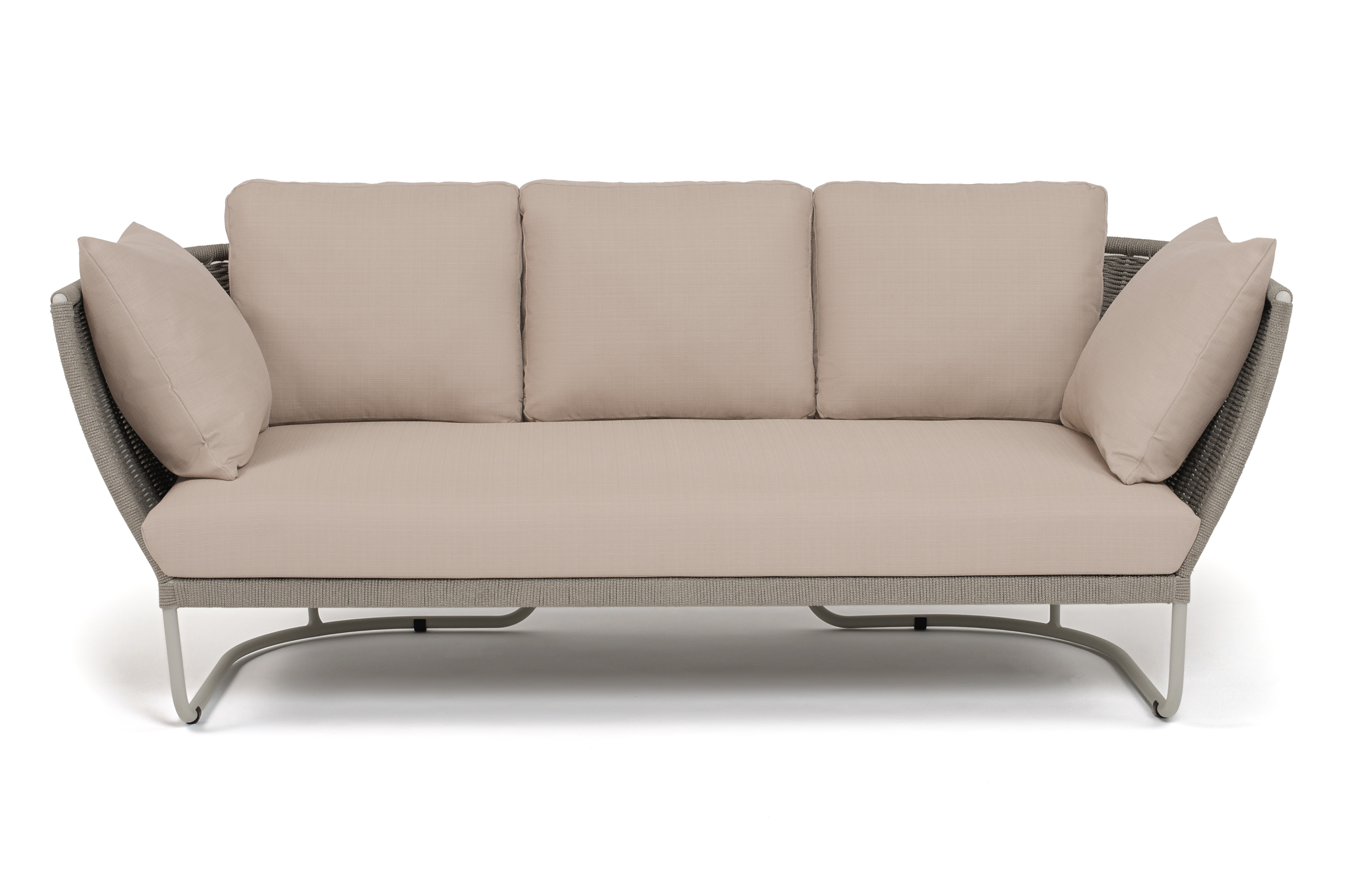 фото "фиджи" диван 3-местный плетеный из роупа, каркас алюминий светло-серый (ral7035) муар, роуп серый меланж круглый, ткань mossle бежевая