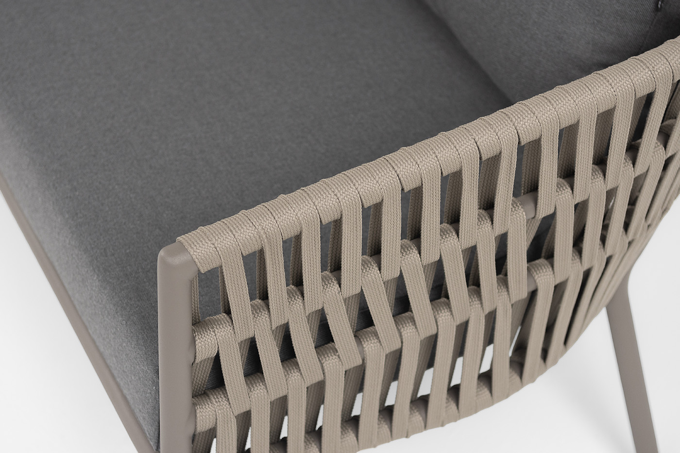 фото "комо" диван 2-местный плетеный из роупа, каркас алюминий бежево-серый (ral7006) муар, роуп серо-коричневый 23мм, ткань темно-серая 027