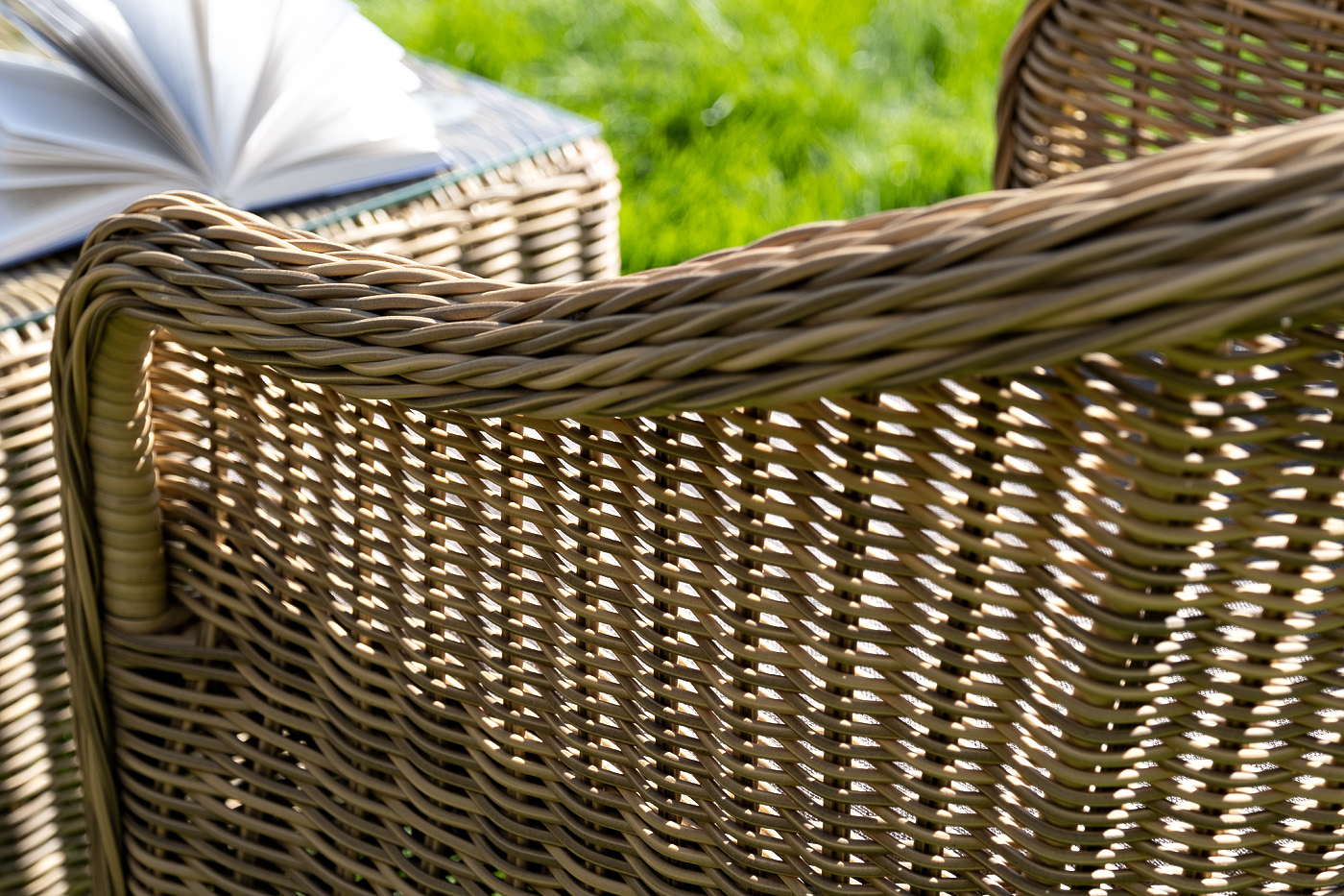 фото "равенна" диван двухместный плетенный из ротанга, цвет соломенный