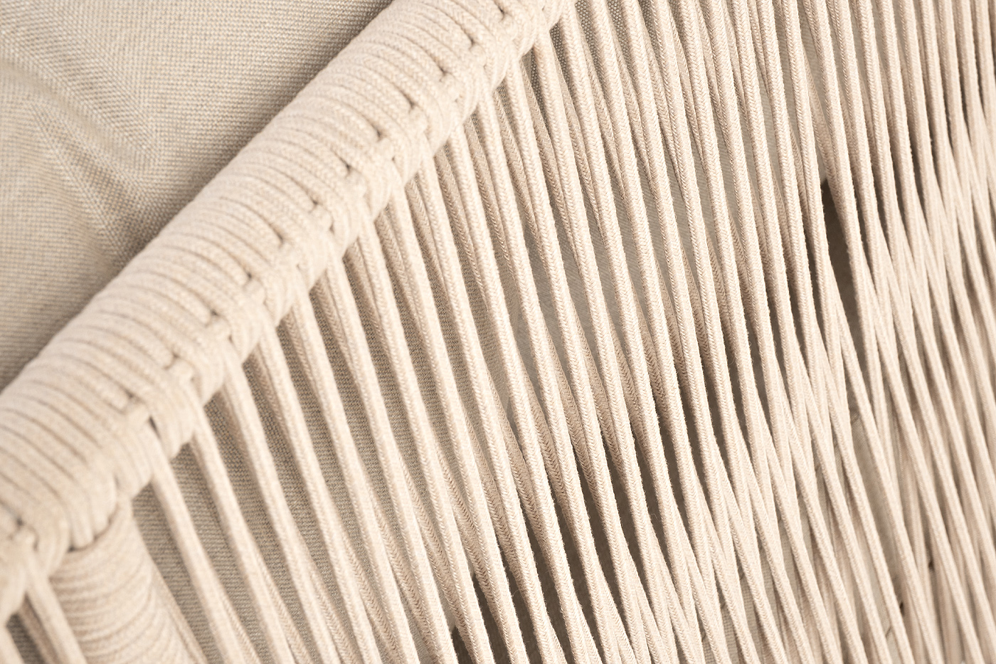 фото "верона" лаунж-зона 5-местная плетеная из роупа (веревки), каркас алюминиевый белый, роуп бежевый