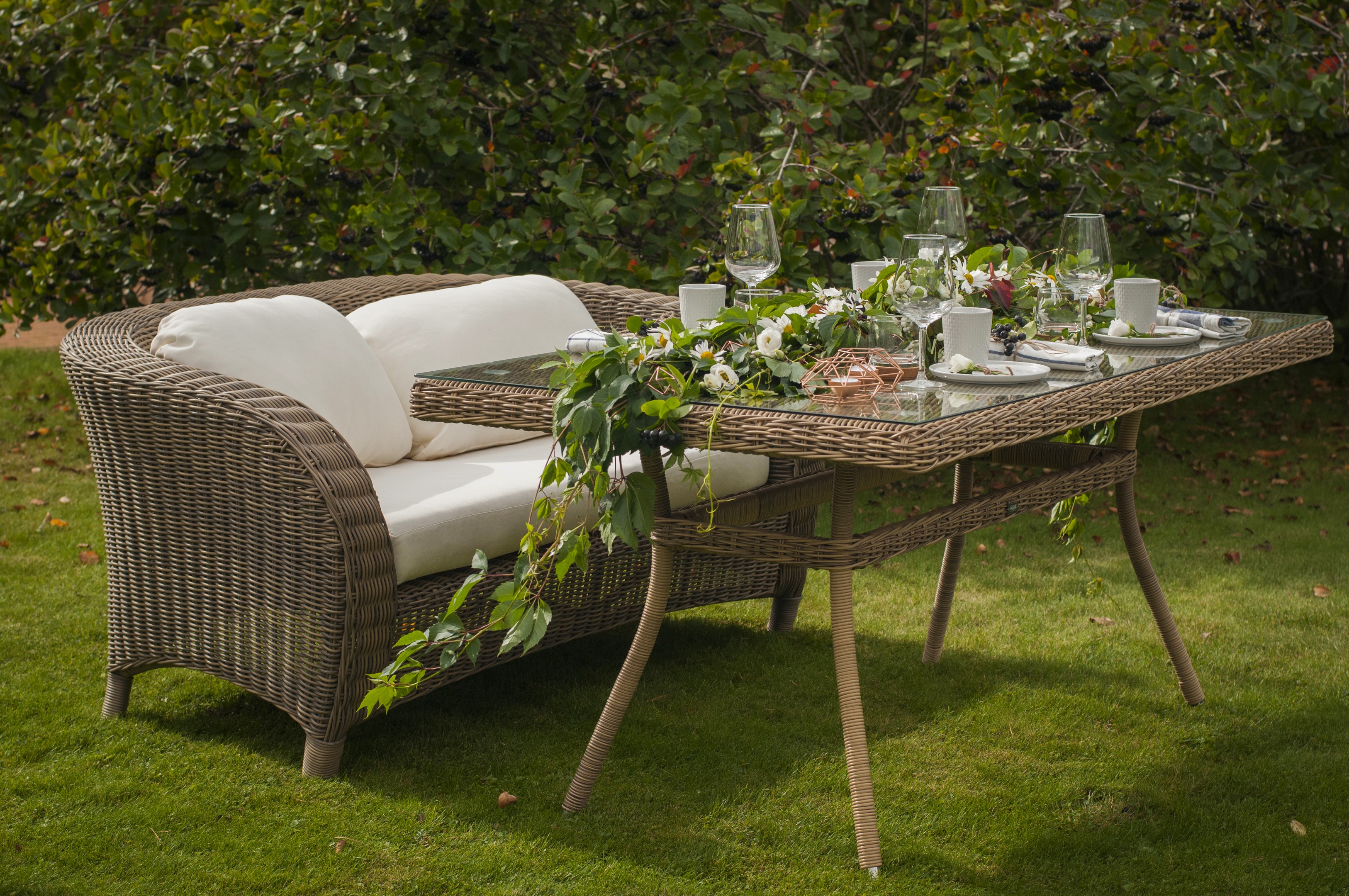 фото "латте" плетеный стол из искусственного ротанга 160х90см, цвет соломенный