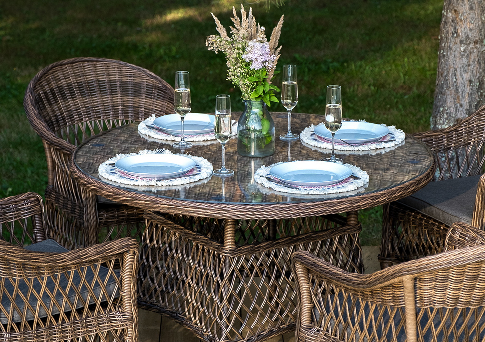 фото "дольче" обеденная группа из искусственного ротанга, цвет коричневый