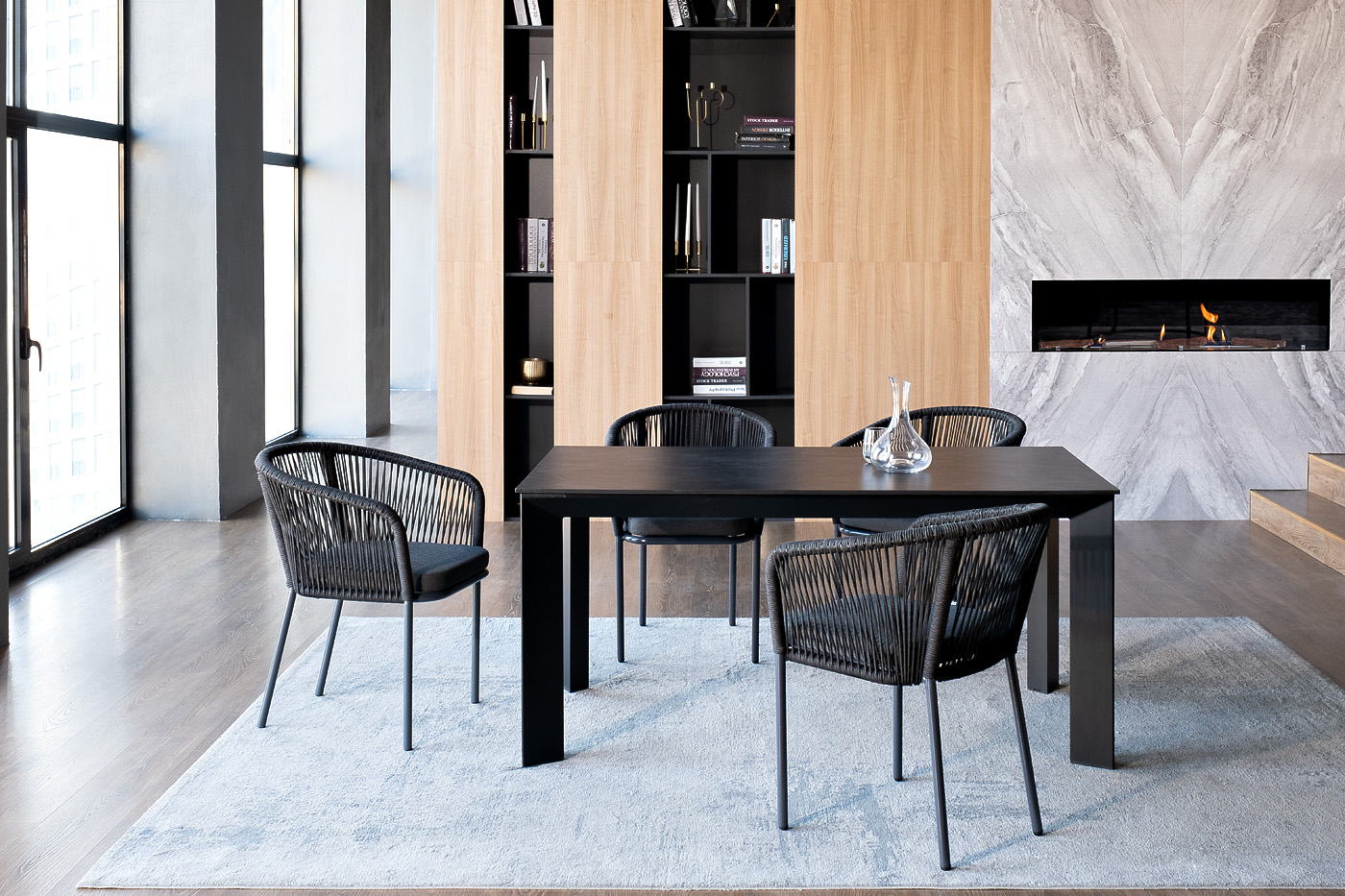 фото "венето" обеденная группа на 4 персоны со стульями "марсель", каркас темно-серый, роуп темно-серый