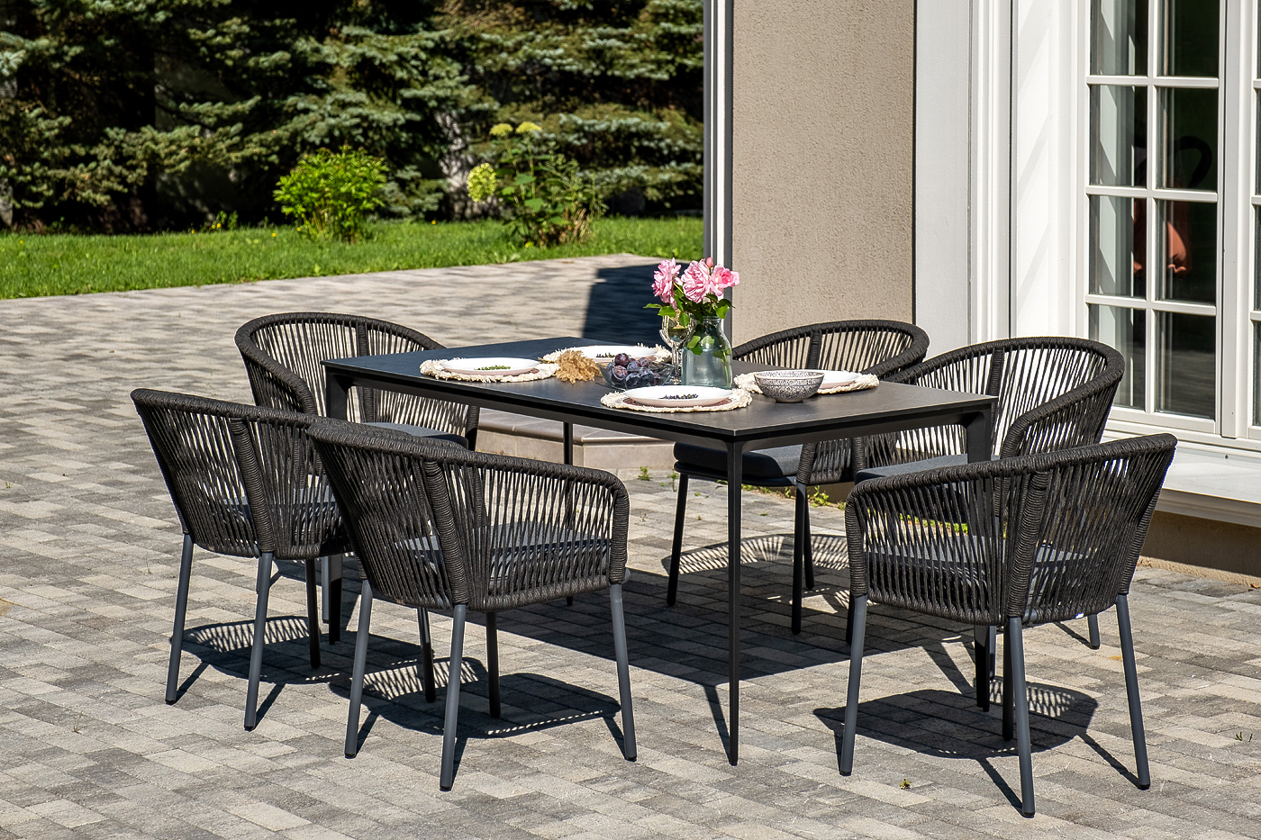 фото "малага" обеденная группа на 6 персон со стульями "марсель", каркас темно-серый, роуп темно-серый