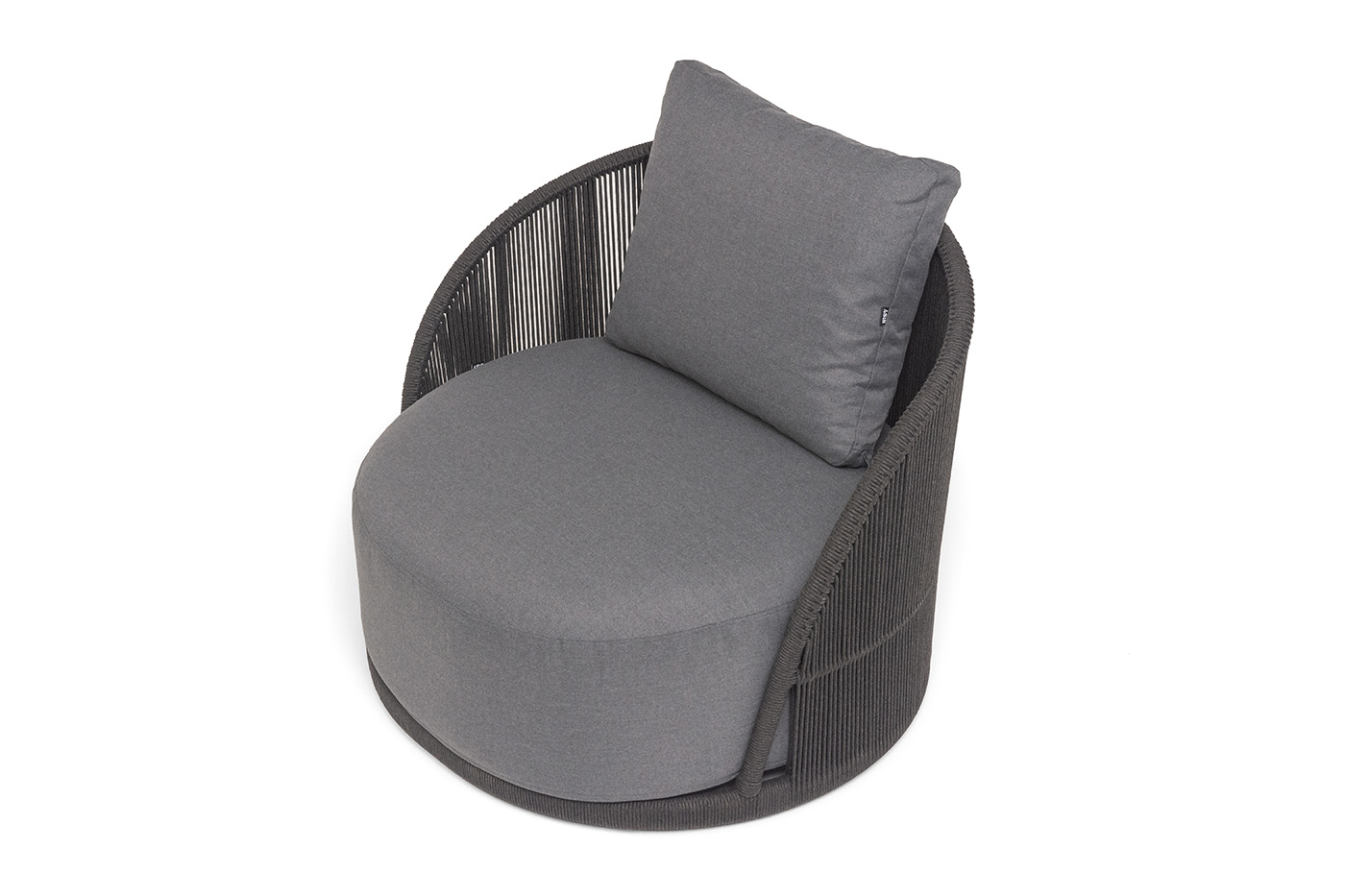 фото "монтелла" кресло плетеное из роупа, каркас алюминий темно-серый (ral7024) муар, роуп темно-серый круглый, ткань темно-серая 027