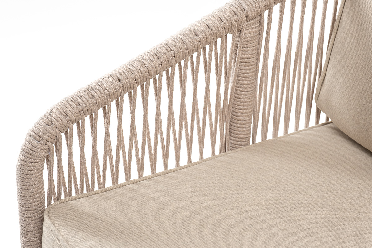 фото "канны" диван 2-местный плетеный из роупа, каркас алюминий белый муар, роуп бежевый круглый, ткань бежевая 15052