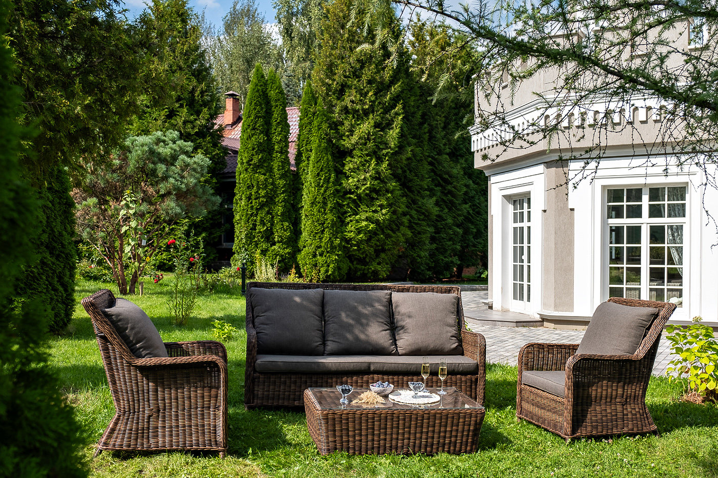 фото "гляссе" лаунж-зона из искусственного ротанга, цвет коричневый