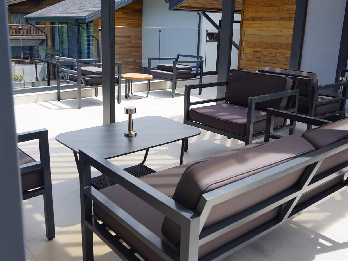 фото "эстелья" кресло, каркас алюминий темно-серый (ral7024) муар, ткань темно-серая 027