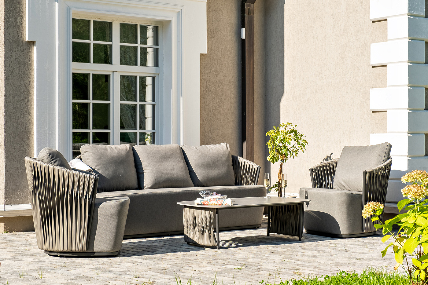 фото "флоренция" лаунж-зона из искусственного ротанга, цвет графит