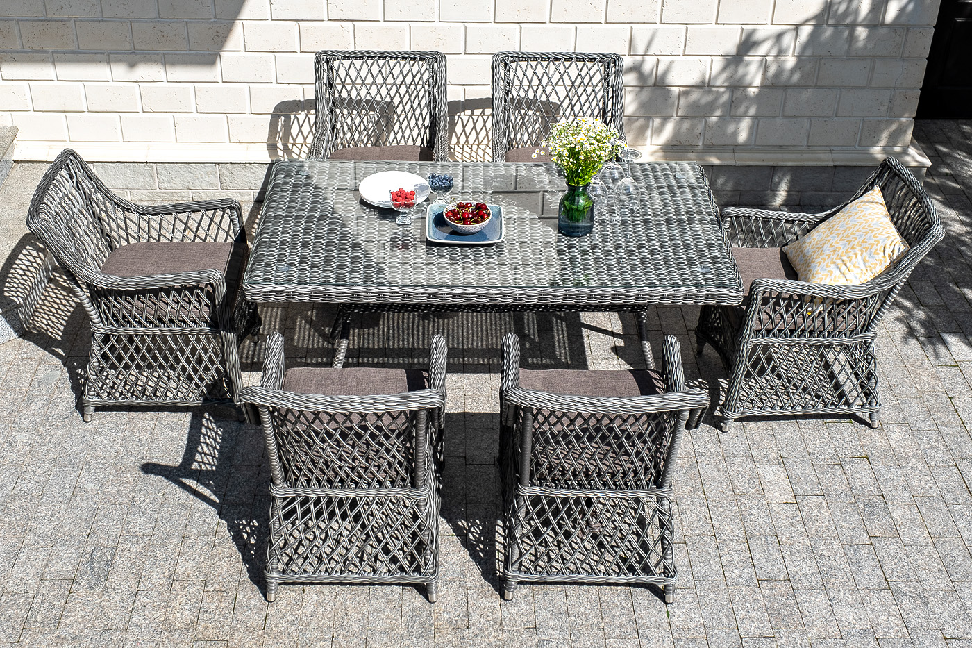 фото "латте" обеденная группа плетеная, цвет графит