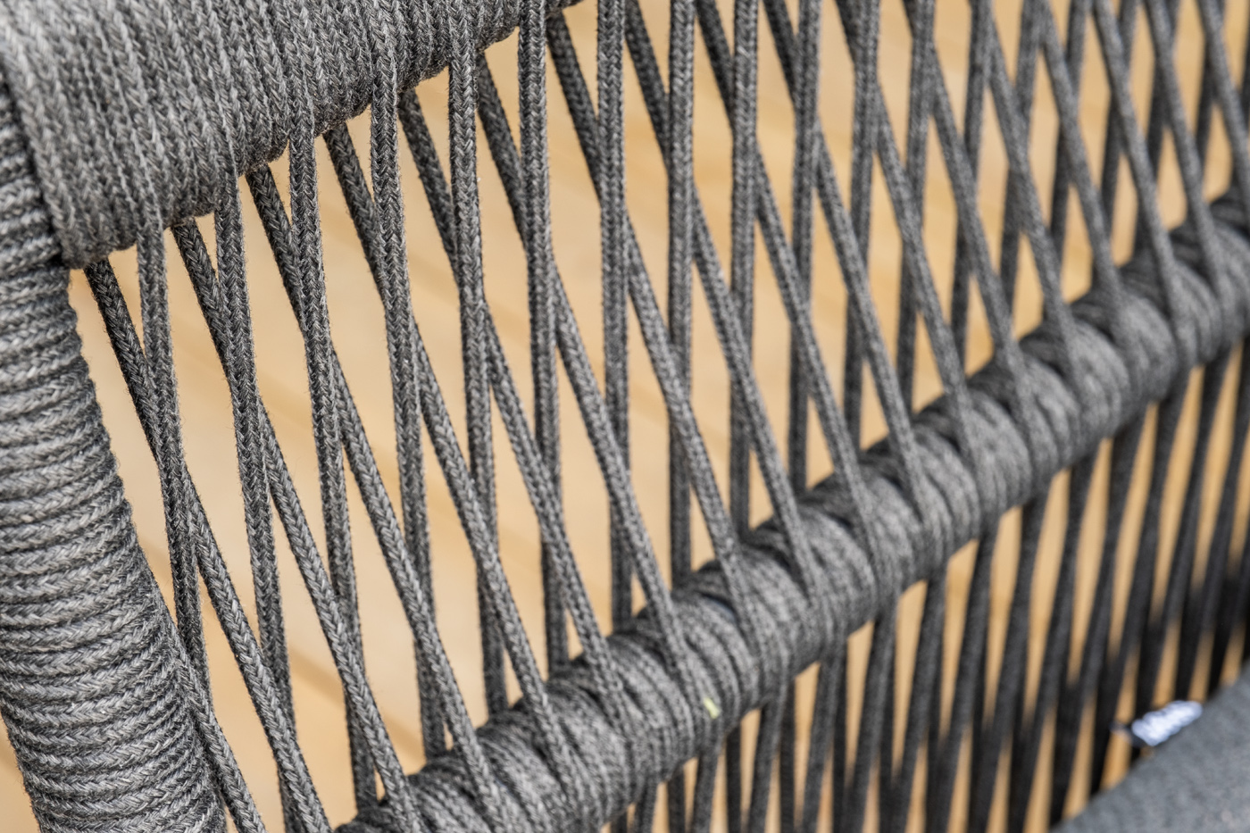 фото "лугано" лаунж-зона 5-местная плетеная из роупа (веревки), каркас алюминиевый темно-серый, роуп темно-серый