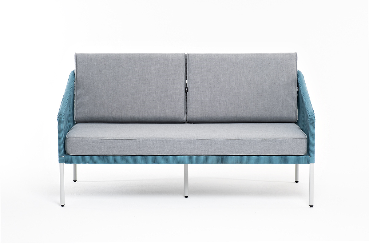 фото "канны" диван 2-местный плетеный из роупа, каркас алюминий светло-серый (ral7035) муар, роуп бирюзовый круглый, ткань светло-серая