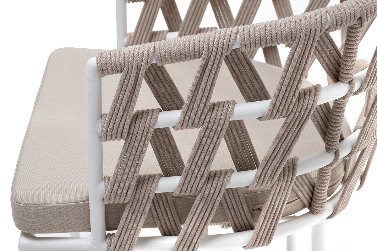 фото "диего" стул плетеный из роупа, каркас из стали белый муар, роуп бежевый круглый, ткань бежевая 15052