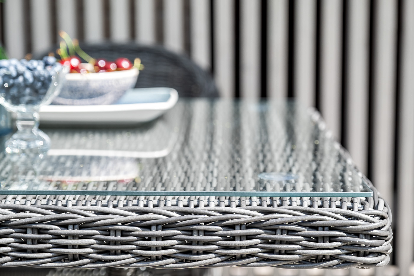 фото "айриш" стол плетеный из искусственного ротанга, цвет графит