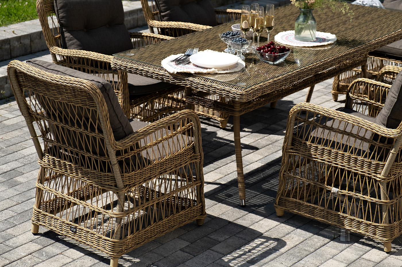 фото "цесена" обеденная группа плетеная из искусственного ротанга, цвет соломенный