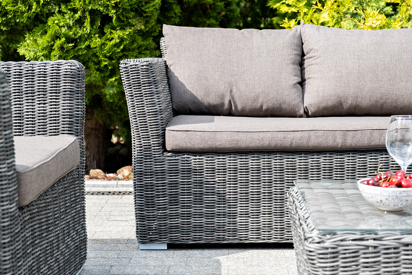 фото "капучино" лаунж-зона из искусственного ротанга, цвет графит