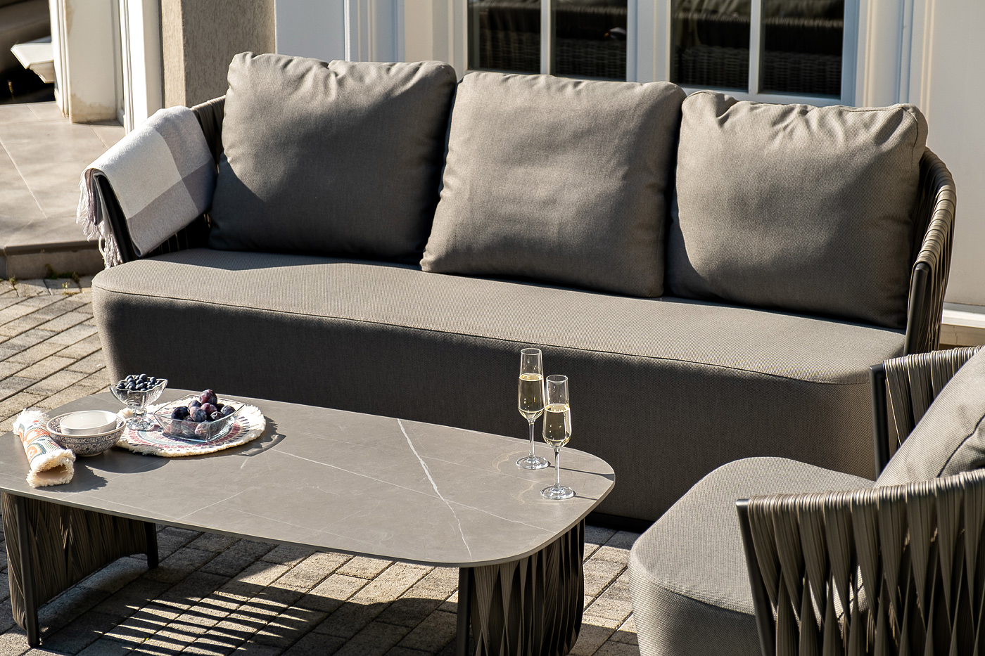 фото "флоренция" лаунж-зона из искусственного ротанга, цвет графит (к)