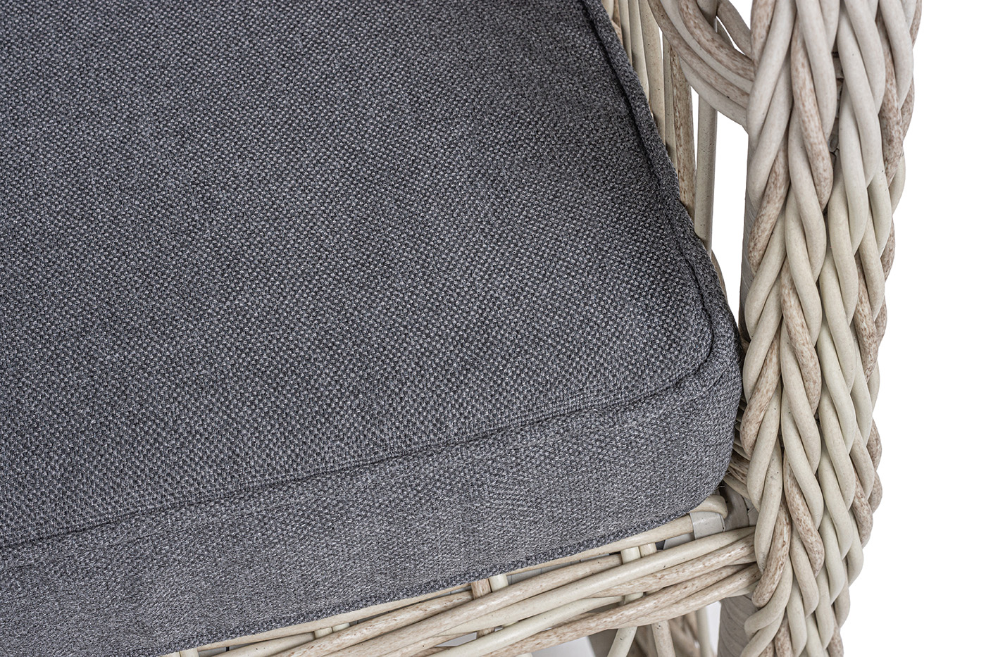 фото "цесена" кресло плетеное из искусственного ротанга, цвет бежевый