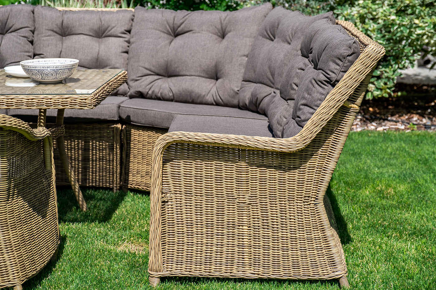 фото "базелла" обеденная группа из искусственного ротанга, цвет соломенный