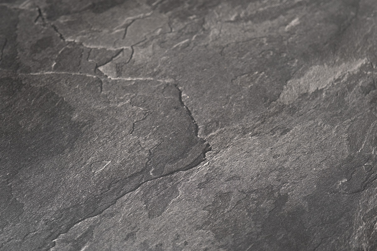 "Чили" интерьерный стол из HPL круглый Ø80 H32, цвет "серый гранит" фото "чили" интерьерный стол из hpl круглый ø80 h32, цвет "серый гранит"