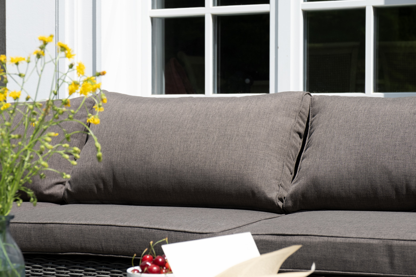 фото "лунго" трансформирующаяся лаунж-зона из искусственного ротанга, цвет графит