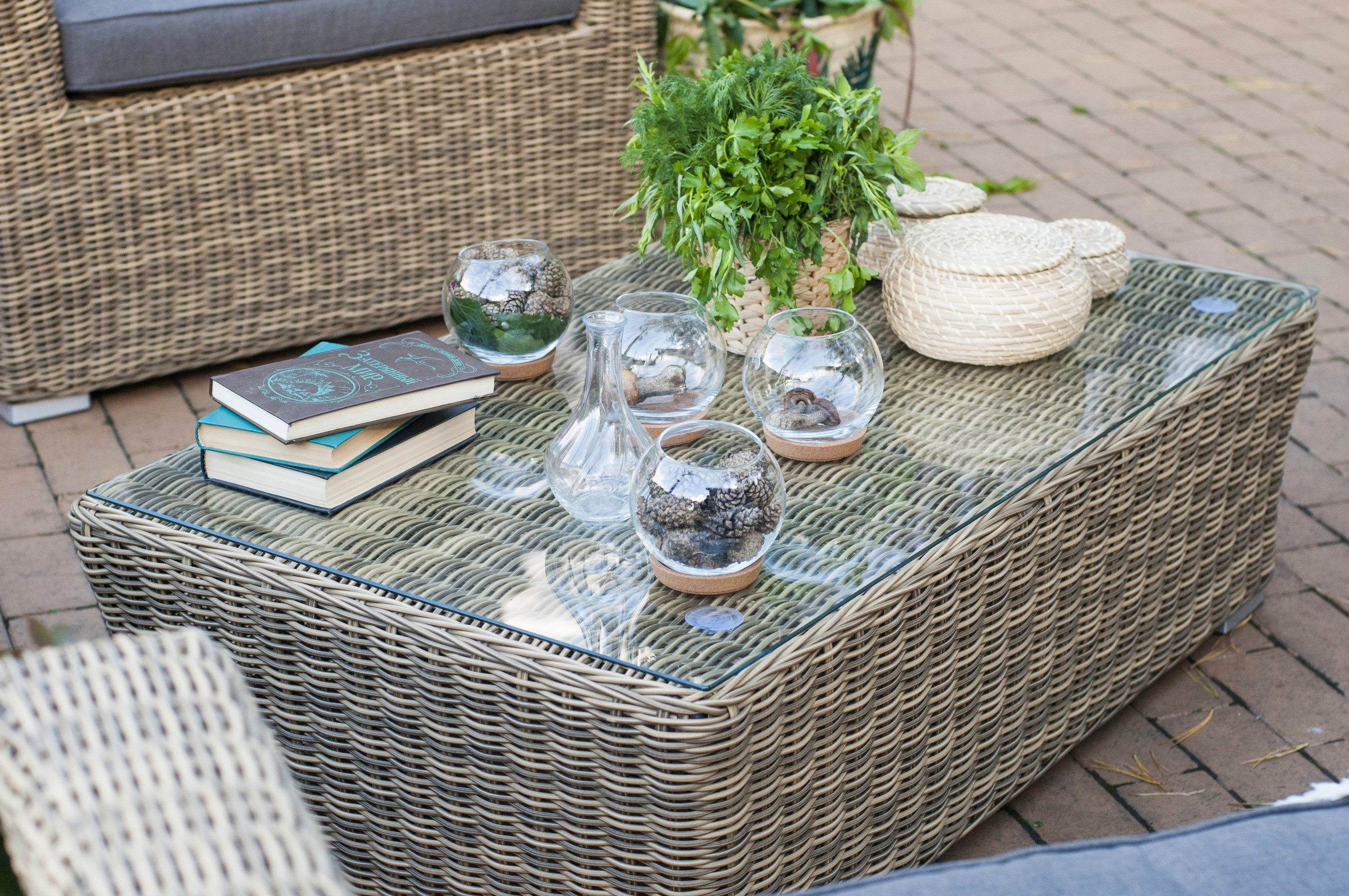 фото "капучино" журнальный столик из искусственного ротанга, цвет соломенный