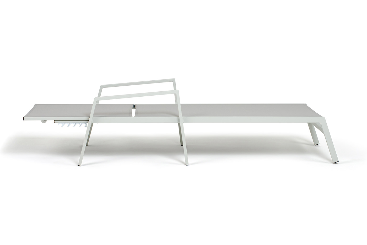 фото "парма" шезлонг из алюминия темно-серый (ral7024) муар, ткань текстилен серая