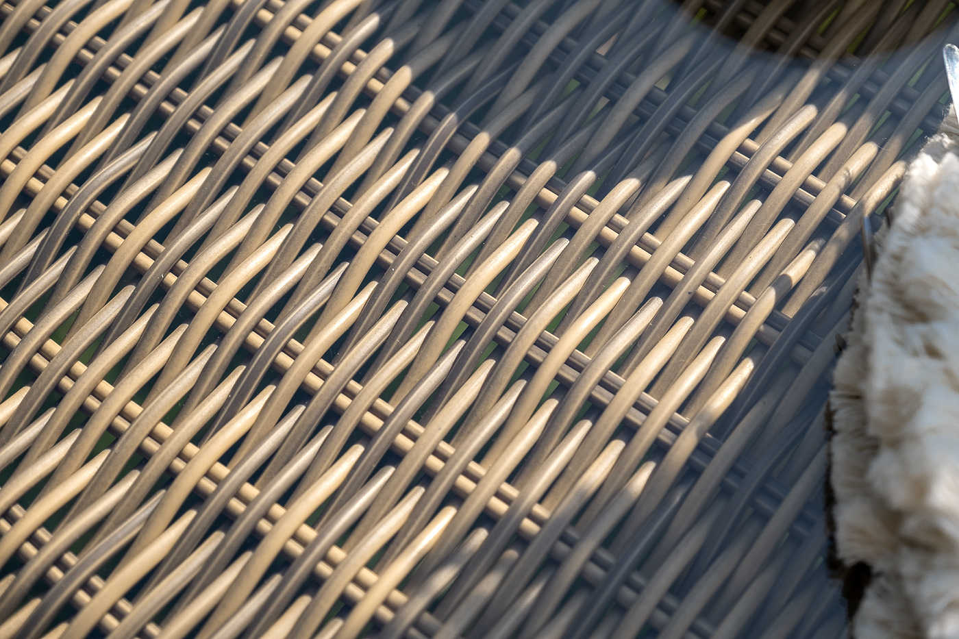 фото "дольче" обеденная группа из искусственного ротанга, цвет соломенный